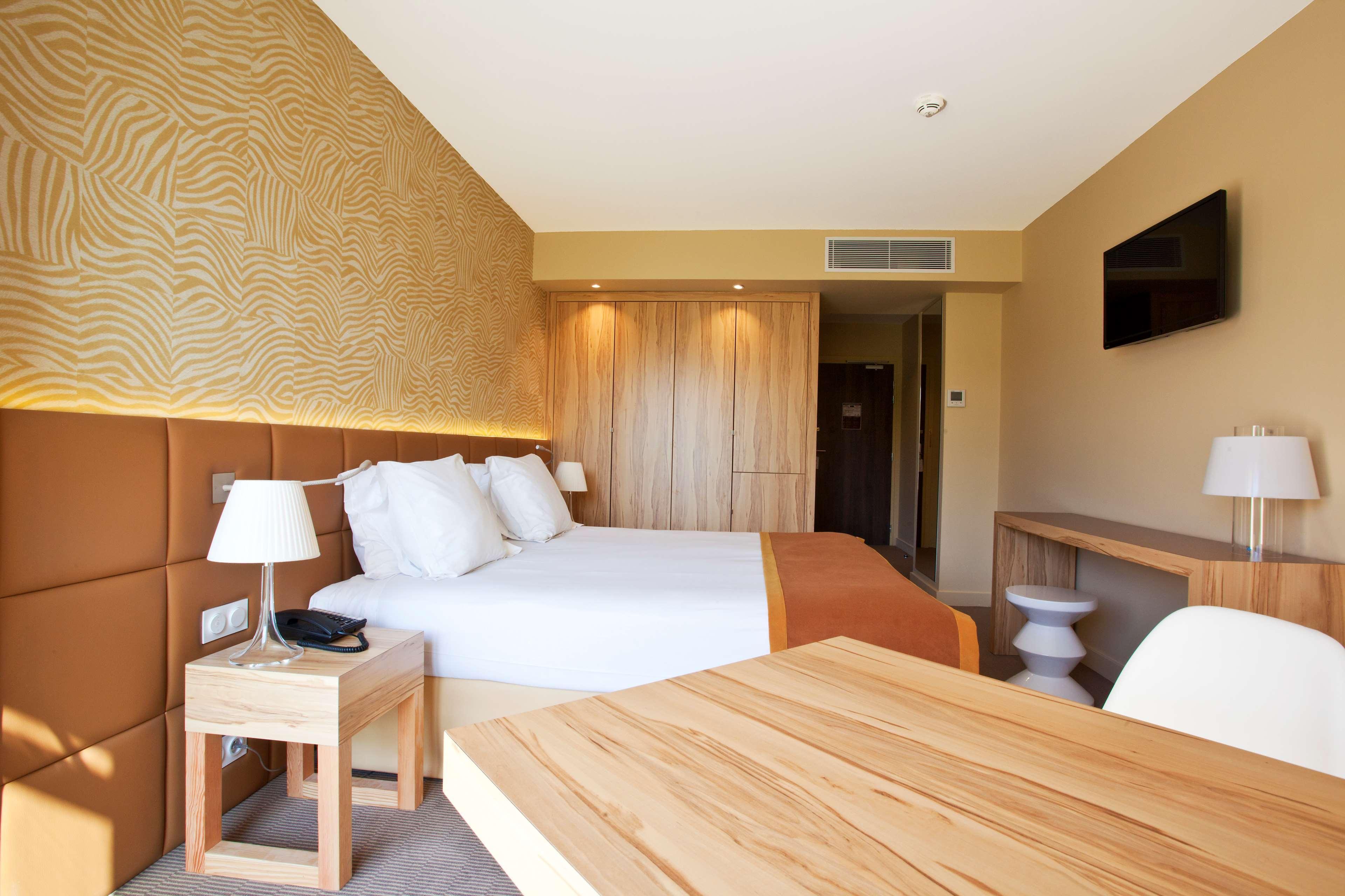 Golden Tulip Avignon Le Paradou Dış mekan fotoğraf