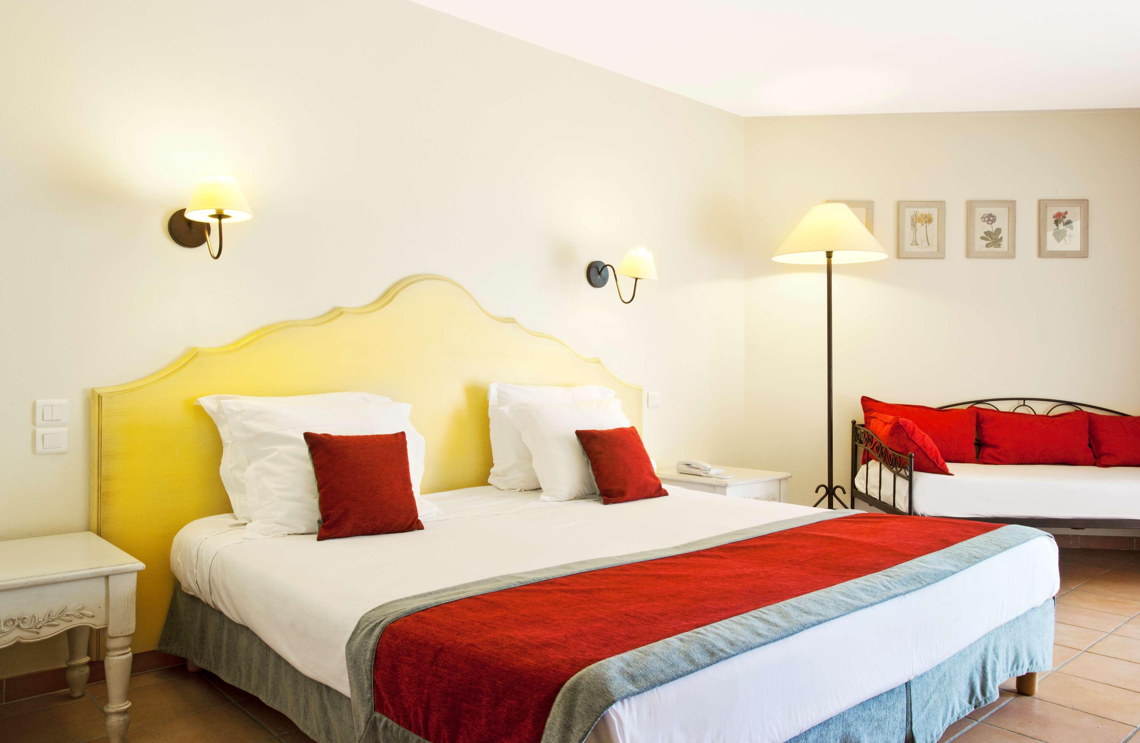 Golden Tulip Avignon Le Paradou Dış mekan fotoğraf