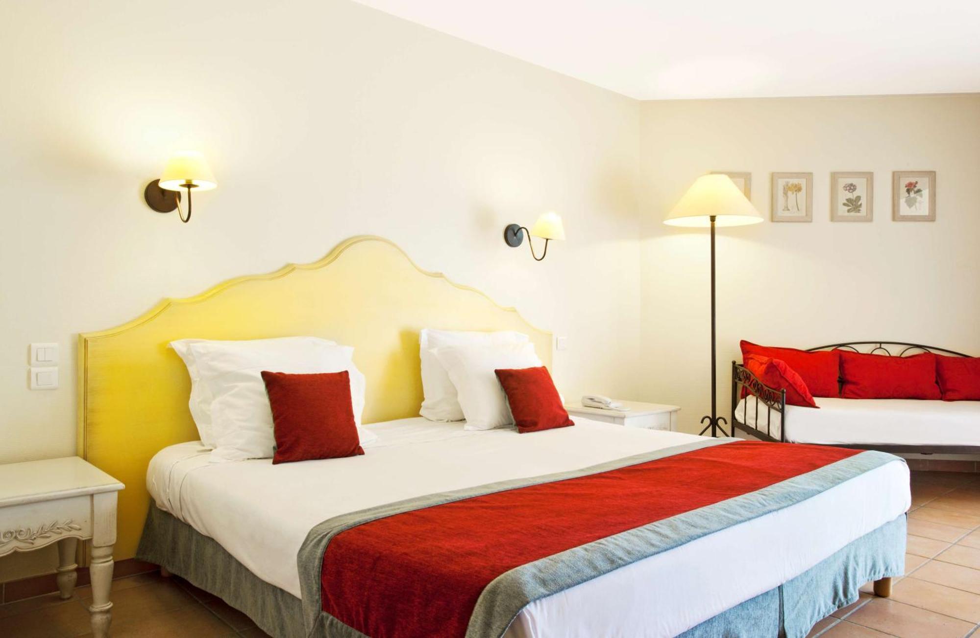 Golden Tulip Avignon Le Paradou Dış mekan fotoğraf