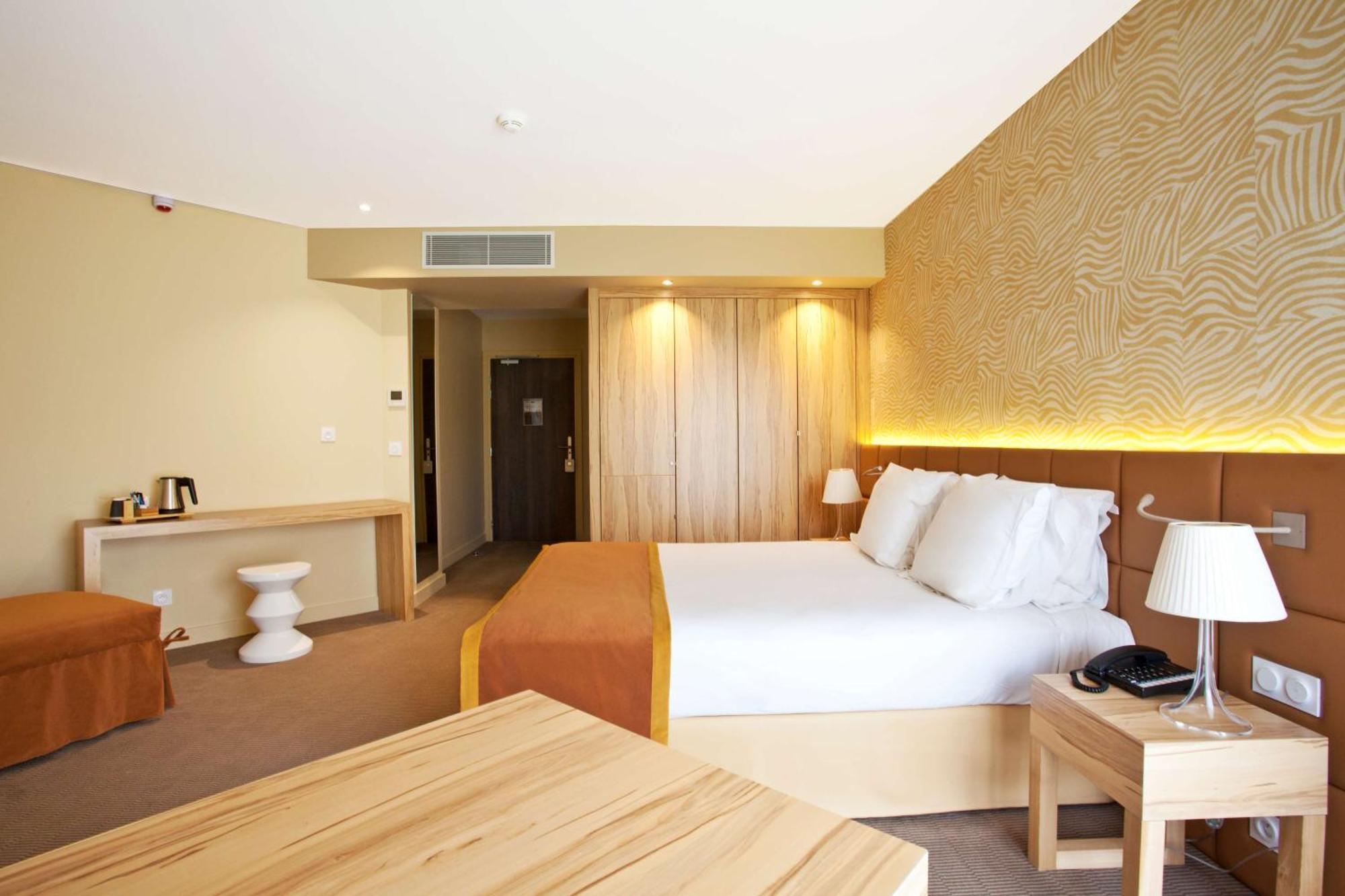Golden Tulip Avignon Le Paradou Dış mekan fotoğraf