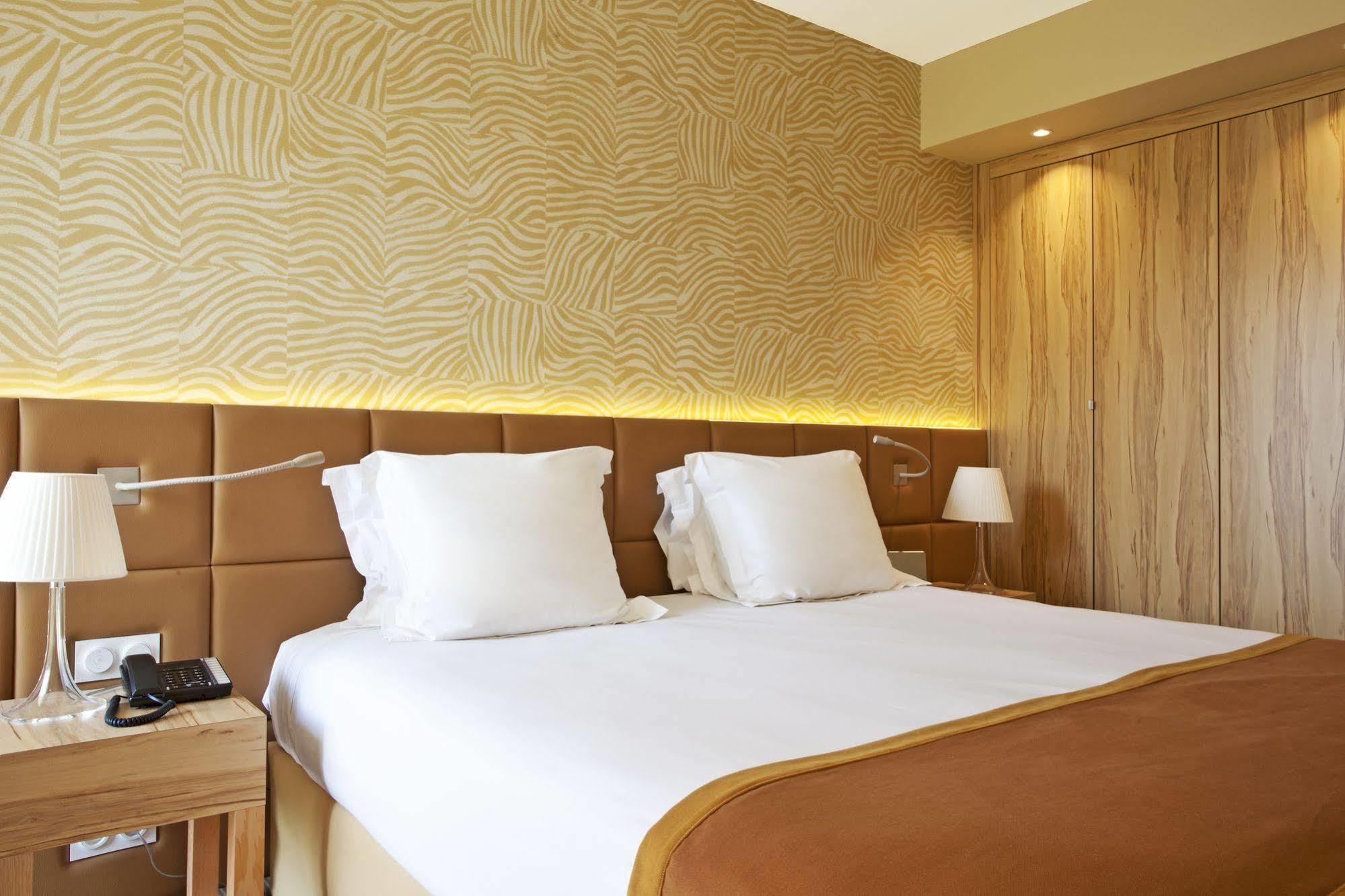 Golden Tulip Avignon Le Paradou Dış mekan fotoğraf